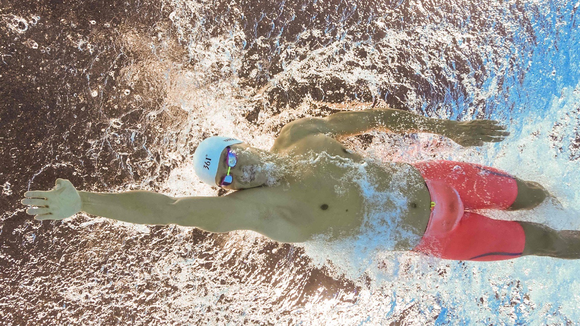 贝恩如日当空，太阳主场力克骑士的完美启示